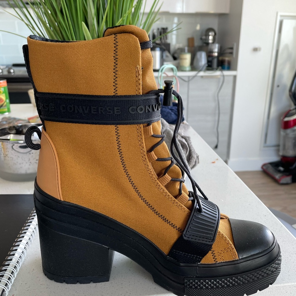 Women's Converse GR82 Chuck Taylor All Star Boot